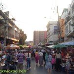 Sâmbătă seara piața Chiang Mai