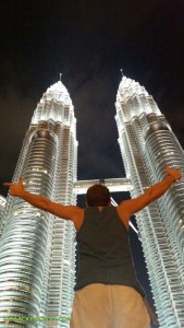 zaino in spalla a Kuala Lumpur