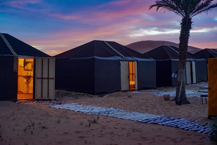 מתקנים סיור במדבר במרוקו
